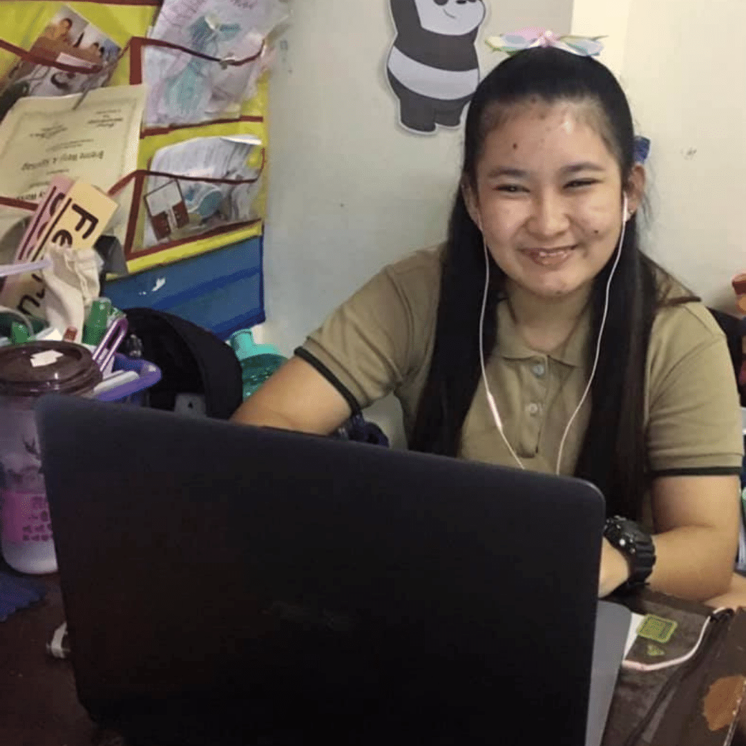 Academia Progresiva De Manila 15